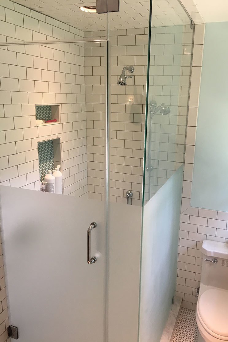 AGM Partner Mobile Glass shower door